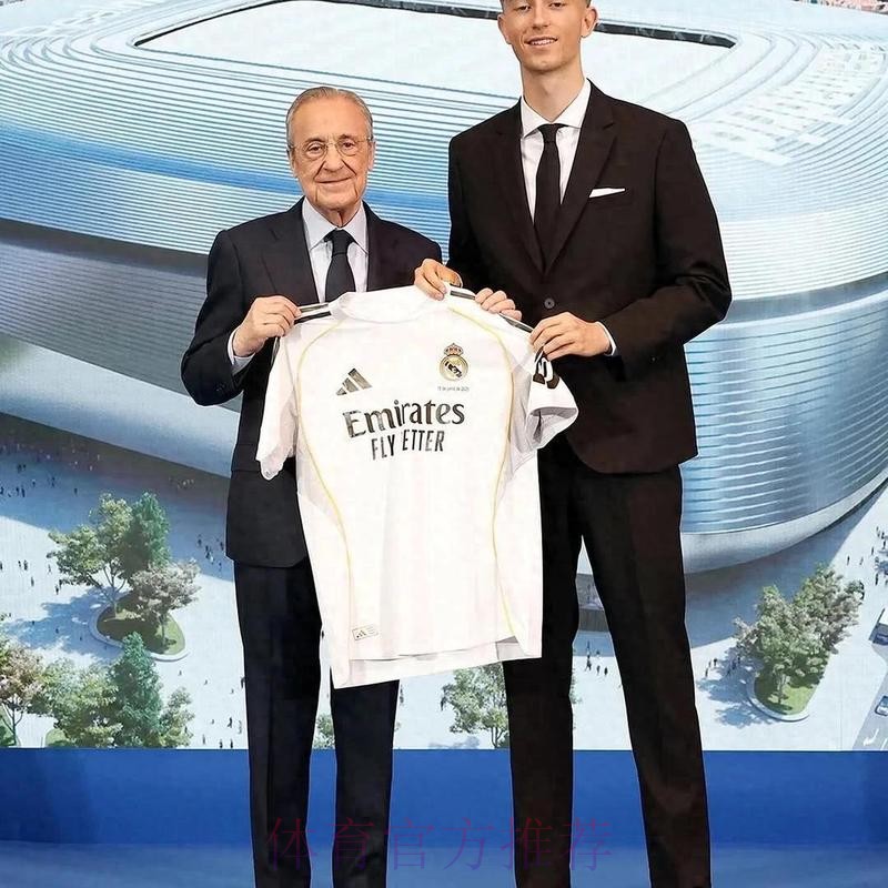 记者:皇马销售伯纳乌VIP位置 将带来6300万欧收入