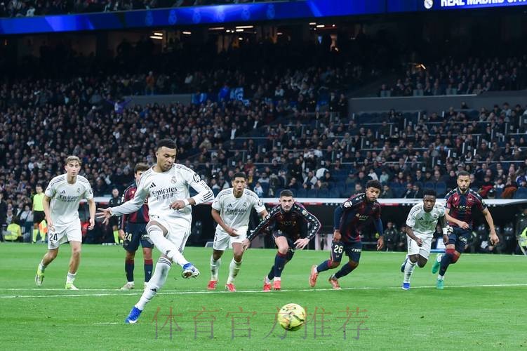 皇马有意奥斯梅恩 球员可能与姆巴佩齐聚伯纳乌 皇马有意奥斯梅恩 球员可能与姆巴佩齐聚伯纳乌